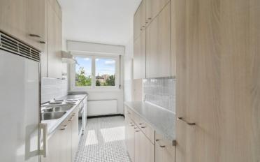 Apartment 4 rooms - image - 3