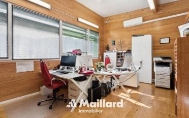 Office - image - 5