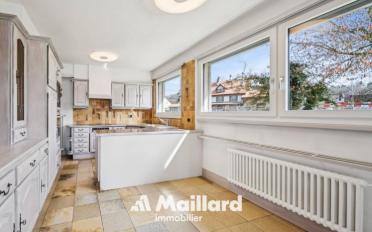 Einfamilienhaus 8.5 Zimmer - image - 4
