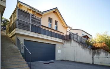 Einfamilienhaus 4.5 Zimmer - image - 1