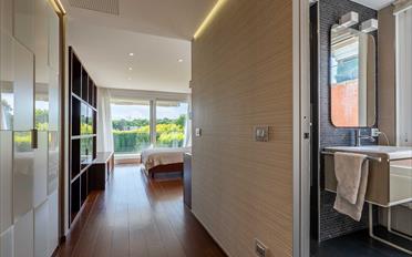 Single house 14 rooms - image - 8