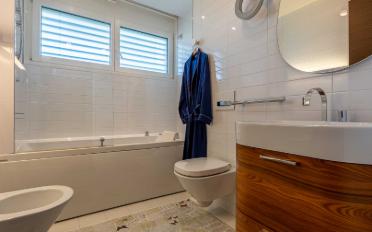 Single house 14 rooms - image - 12