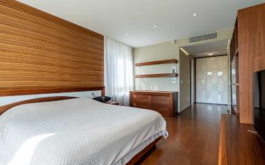 Single house 14 rooms - image - 13