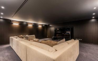 Single house 14 rooms - image - 25