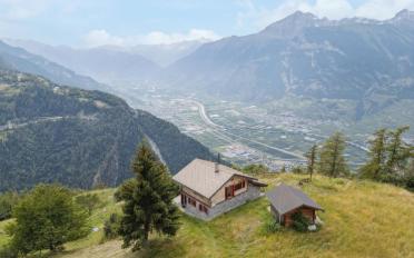 Chalet 5.5 pièces - image - 1
