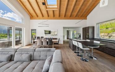 Bifamiliar house 10 rooms - image - 1