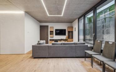 Bifamiliar house 10 rooms - image - 12
