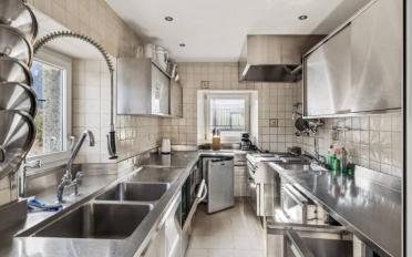 Einfamilienhaus 12.5 Zimmer - image - 6