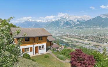 Chalet 5.5 rooms - image - 1