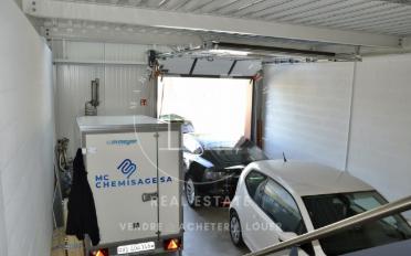 Commercial - image - 3