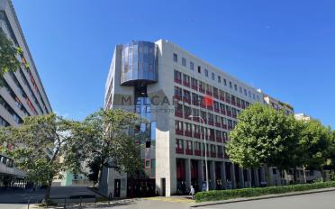 Office - image - 1