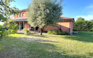 Maison 7 pièces - image - 1