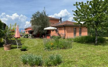 Single house 7 rooms - image - 1