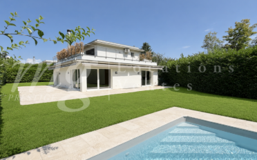 Maison 8 pièces - image - 2