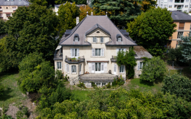 Residential building - image - 1