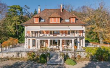 Einfamilienhaus 12.5 Zimmer - image - 3