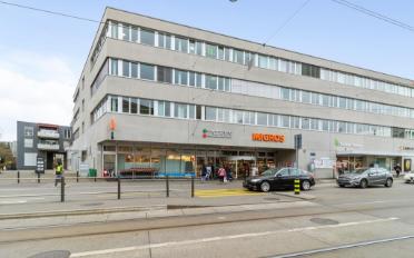Office - image - 1