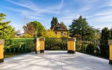 Single house 10 rooms - image - 2