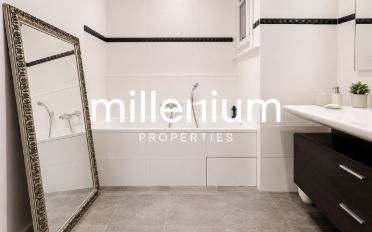 Furnished flat 5 rooms - image - 8