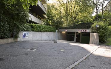 Place souterraine 1 pièce - image - 1