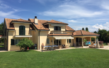 Einfamilienhaus 7.5 Zimmer - image - 2