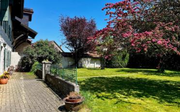 Einfamilienhaus 8.5 Zimmer - image - 3