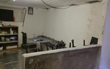 Bachelor flat - image - 4