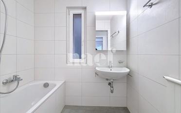 Apartment 4 rooms - image - 2