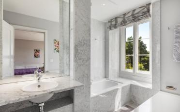 Apartment 7 rooms - image - 9