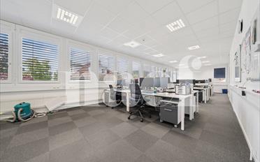 Commercial - image - 6