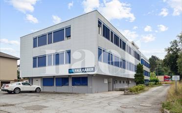 Commercial - image - 3