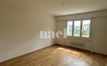 Apartment 4 rooms - image - 3