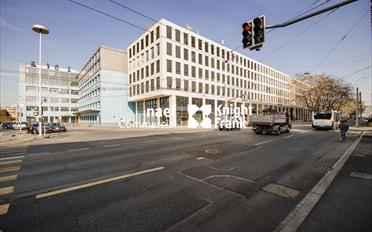 Commercial - image - 4