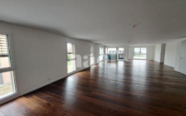 Office - image - 8