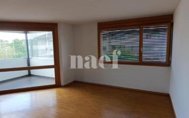 Apartment 4 rooms - image - 3