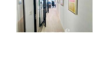 Office - image - 5