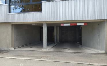 Covered parking place bike - image - 1