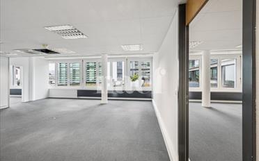 Office - image - 6
