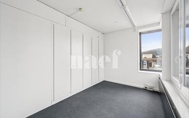 Office - image - 11
