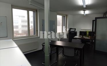 Office - image - 4
