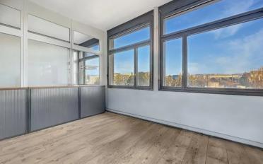 Bureau - image - 12