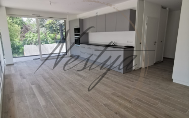 Apartment 4 rooms - image - 3