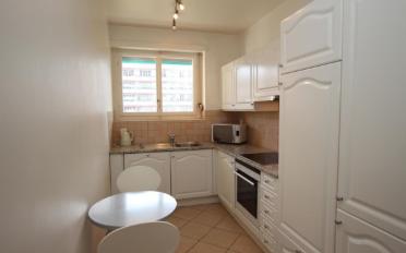 Furnished flat 5 rooms - image - 4