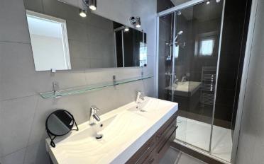 Furnished flat 3 rooms - image - 4
