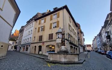 Mixed use property - image - 1