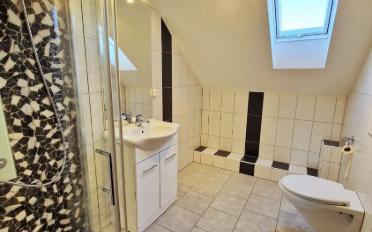 Dernier étage 3.5 pièces - image - 9