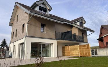Doppeleinfamilienhaus 5.5 Zimmer - image - 1
