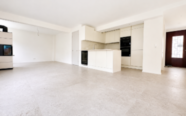 Single house 10 rooms - image - 7