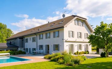 Single house 14 rooms - image - 2