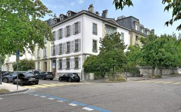 Maison 21 pièces - image - 2
